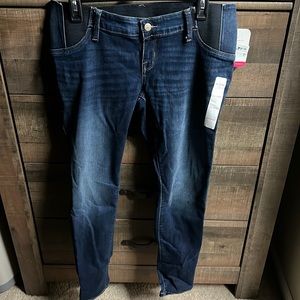 Maternity pants size 6/28